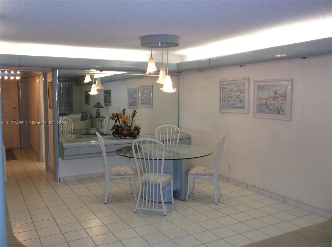 Foto principal - 804 Cypress Grove Ln