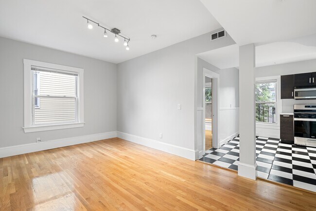 Photo - 72 Mozart St (Boston, MA) Townhome