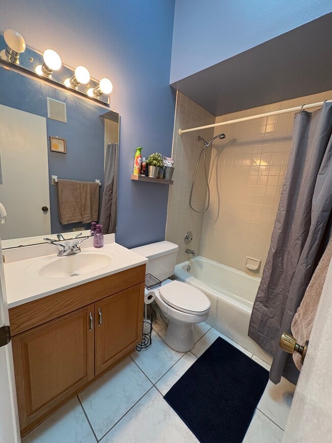 Photo - 746 N Jefferson Ave Apartment