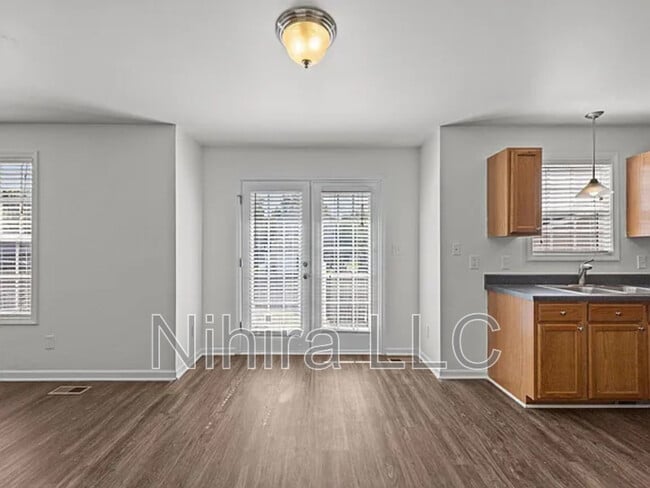 Foto del edificio - 148 Danesway Dr