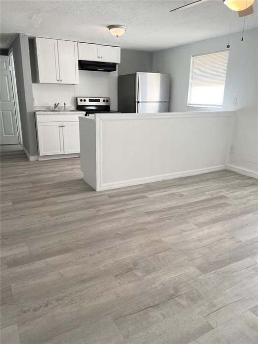 Kitchen - 605 S Disston Ave