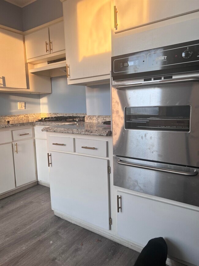 Foto del edificio - 205 Highwood Ave
