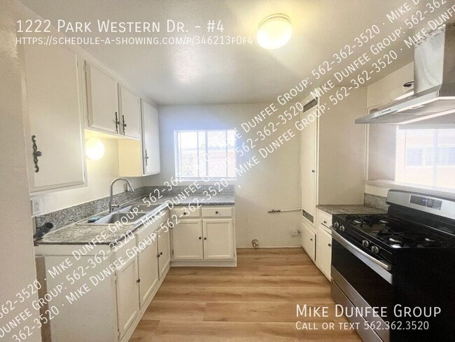 Building Photo - 1222 W Park Western Dr