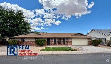 Building Photo - 2733 Red Mountain Dr