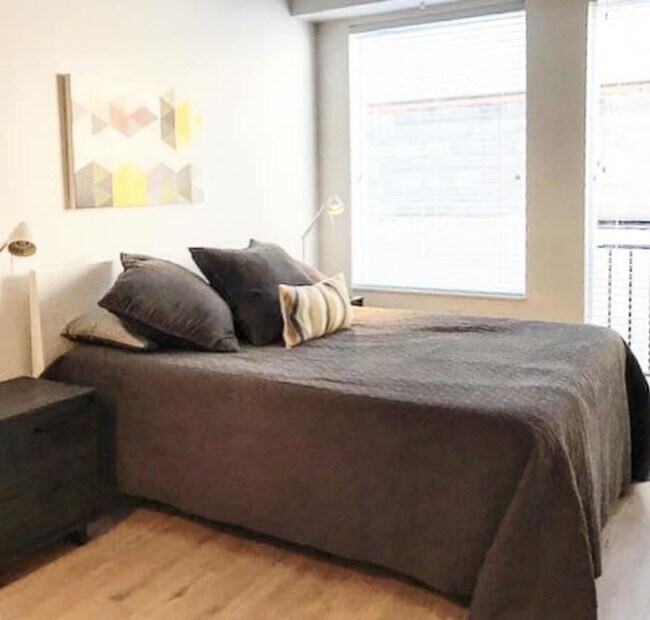 Interior Photo - SLATE