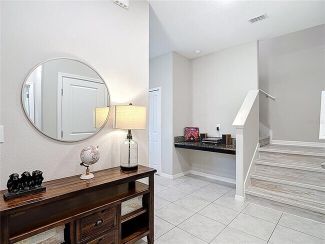 Foto del edificio - 11742 Castine St