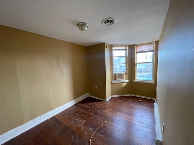 Foto del edificio - 3532 Kensington Ave