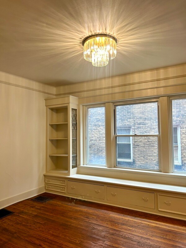 Foto del edificio - 2750 Broadway Ave