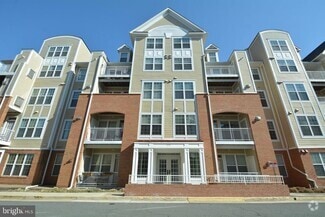 Building Photo - 2701 Bellforest Ct