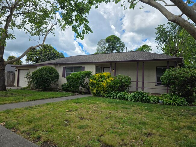 Foto del edificio - 1545 Brookside Dr