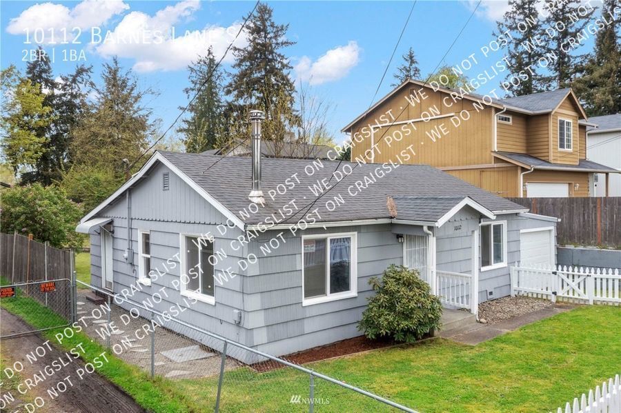 Foto principal - Cute Tacoma 2bed / 1bath Home