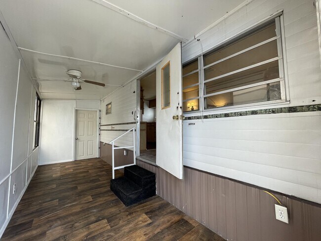 Foto del edificio - 30346 FL-78