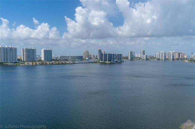 Foto del edificio - 251-174 174th St