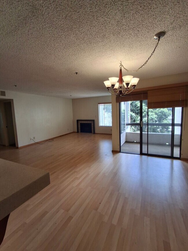 Foto del edificio - 5765 Friars Rd