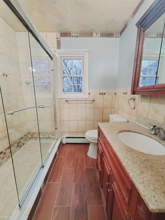 Building Photo - 5 br, 4 bath House - 63 West Ave