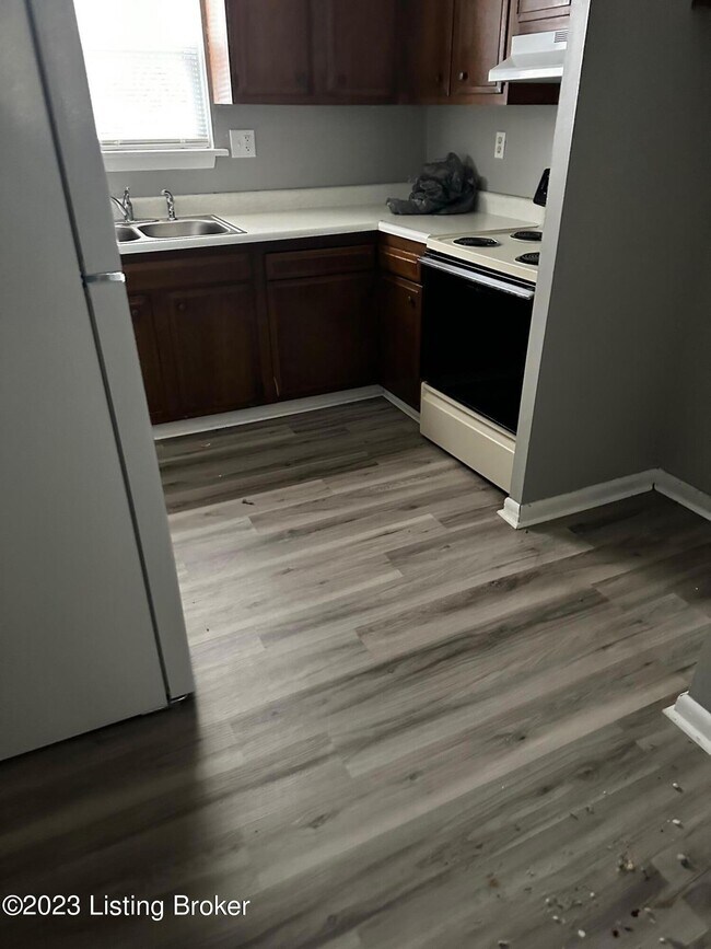 Building Photo - 4203 Trio Ave