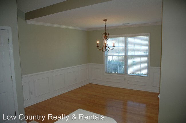 Foto del edificio - 3 br, 2 bath House - 23 Lake Linden Drive