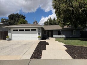 Building Photo - 1604 Amherst Way