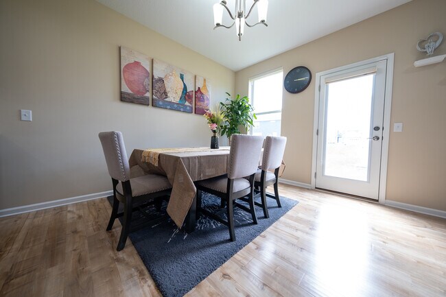 Foto del edificio - 20571 Granville Ln
