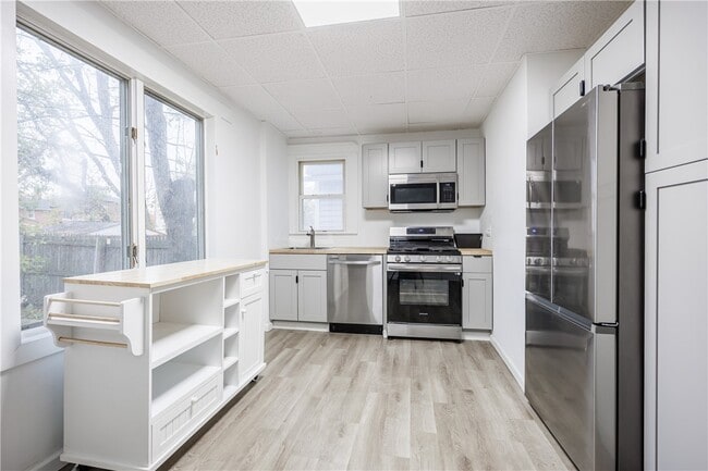 Foto del edificio - 35 Lawton St