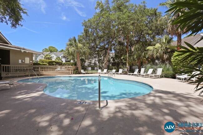 Foto del edificio - Updated Wyndemere Condo at Yacht Cove – Fr...