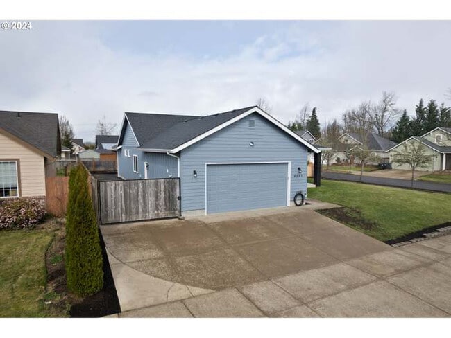 Building Photo - 6023 Mondavi Ln