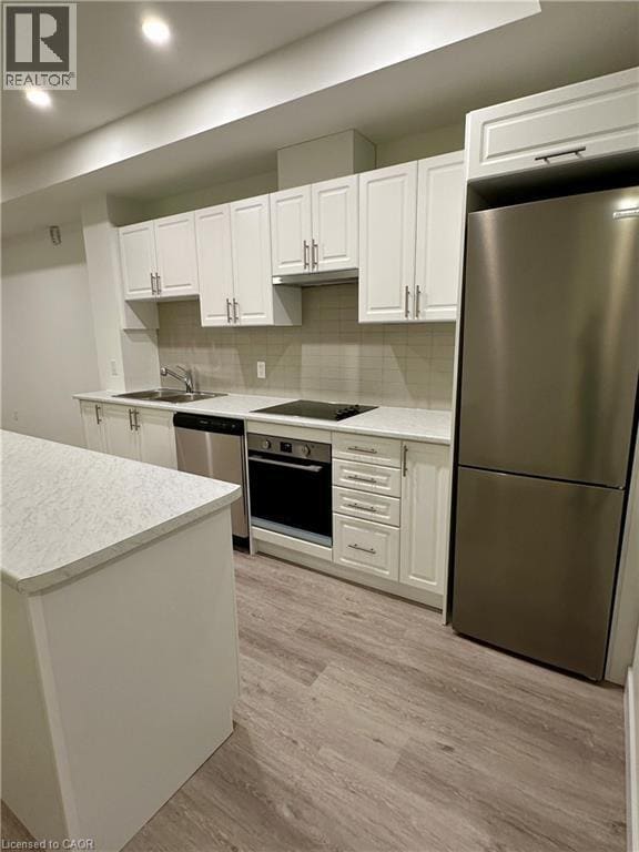 Building Photo - 461 Green Rd