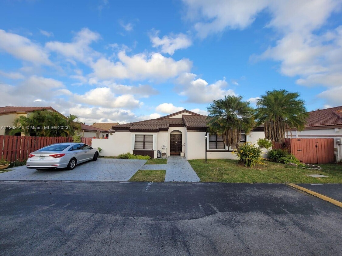 609 SW 87th Pl, Miami, FL 33174 House Rental in Miami, FL