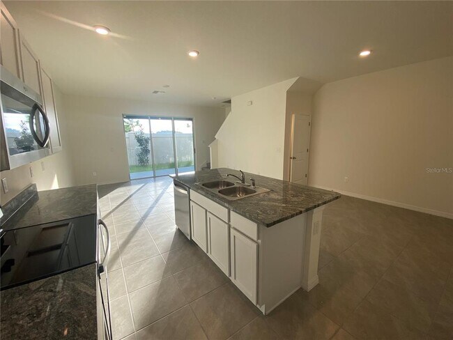 Foto del edificio - 2906 Suncoast Plains Dr