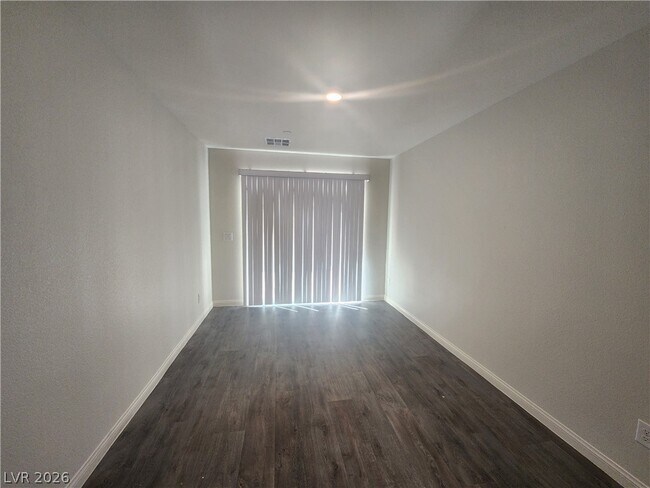 Foto del edificio - 3783 Enchanted Sky St