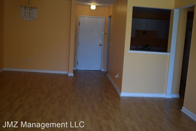 Foto del edificio - 2 br, 2 bath House - 30450 Orchard Lake Un...