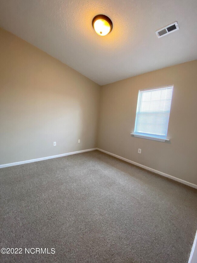 Foto del edificio - 125 N Wheeless Dr