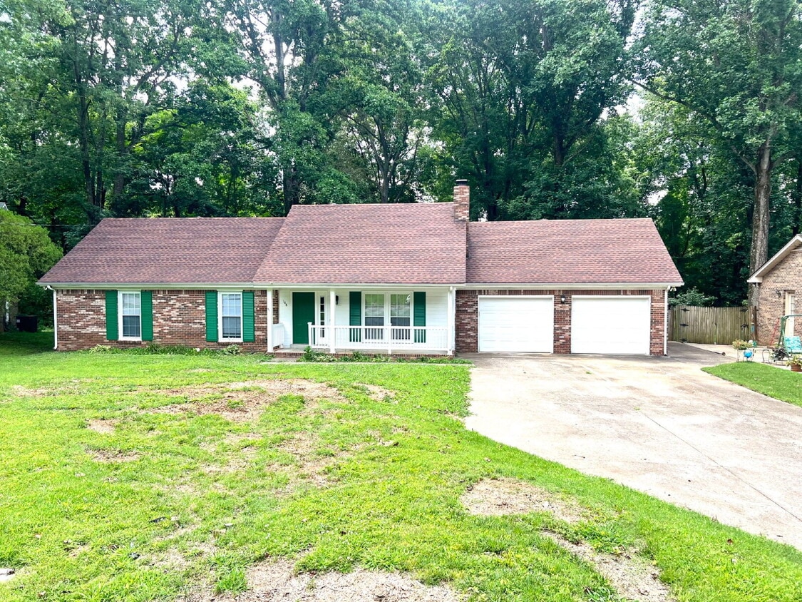 Primary Photo - 168 Kirby Dr
