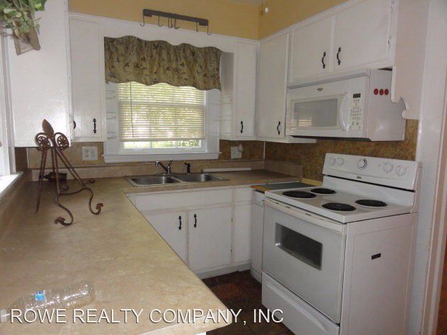 Building Photo - 2 br, 1 bath House - 3906 18TH AVENUE
