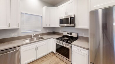 Building Photo - 6105 Dorothy Dr
