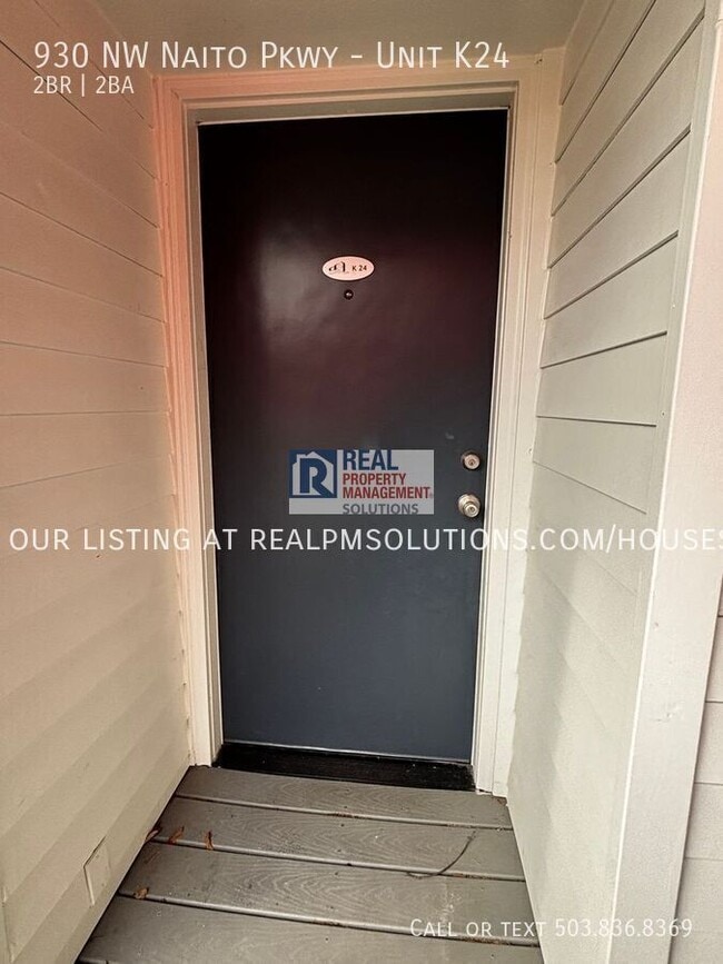 Foto del edificio - 930 NW Naito Pkwy