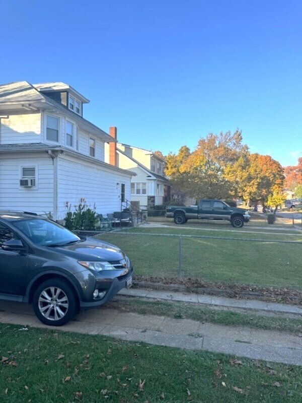 Foto del edificio - 3508 Grantley Rd