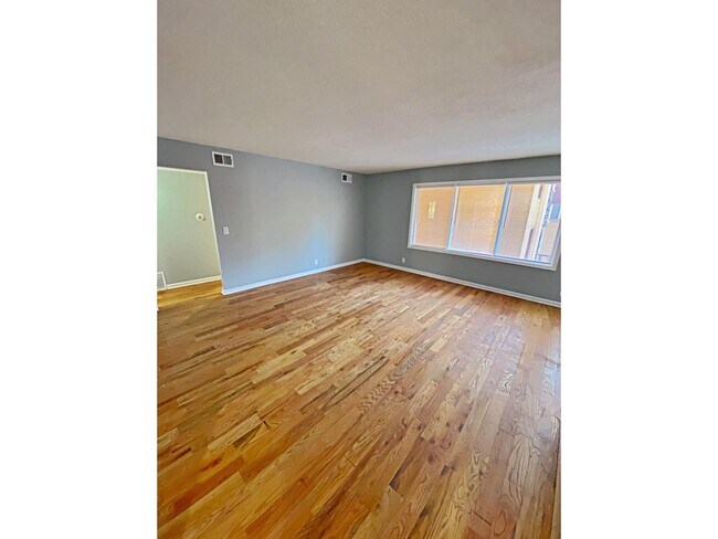 Foto del edificio - 5124 NW Radial Hwy