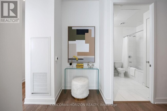 Building Photo - 15 Lower Jarvis St