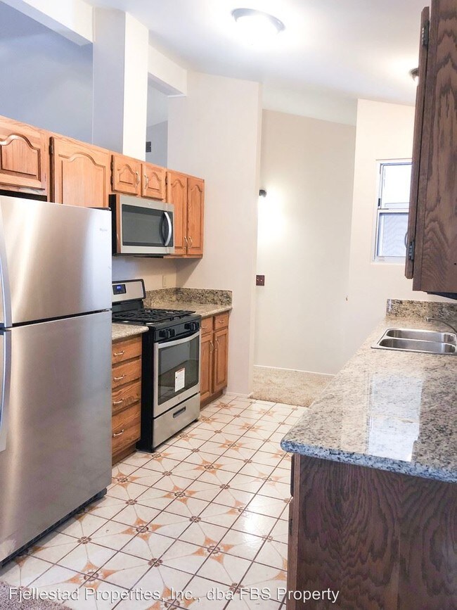 Building Photo - 3 br, 2 bath House - 8385 Tommy Drive