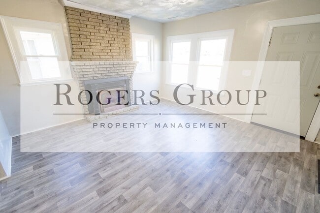 Building Photo - 129 Hamilton St