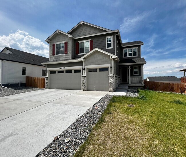 Building Photo - Gorgeous 6 Bed, 5 Bath House in West Windsor!