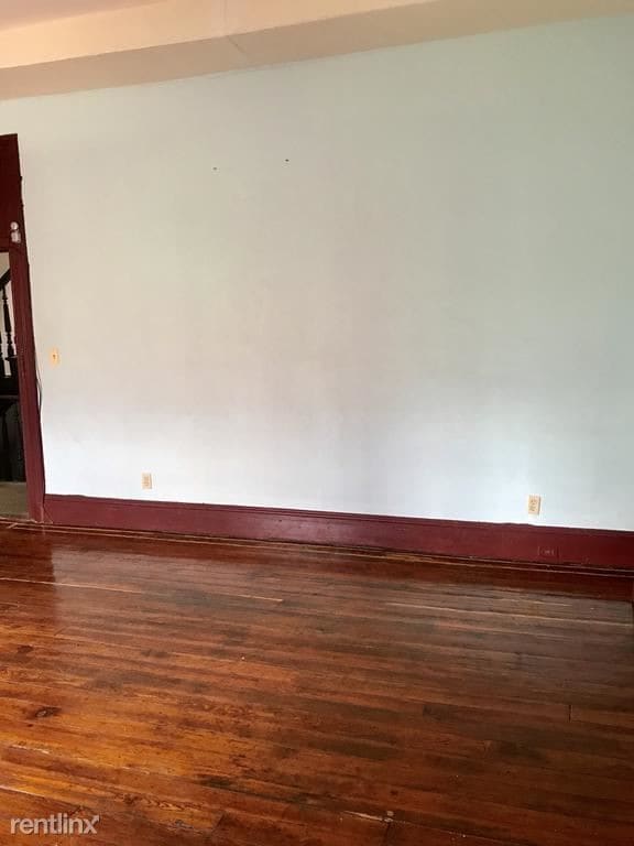 Building Photo - 1327 W Fayette St