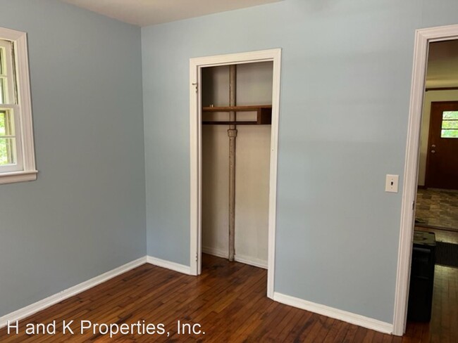 Building Photo - 2 br, 1 bath House - 146 Chicory Lane