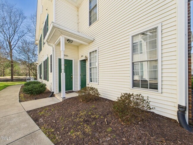 Foto del edificio - 2111 Kudrow Ln