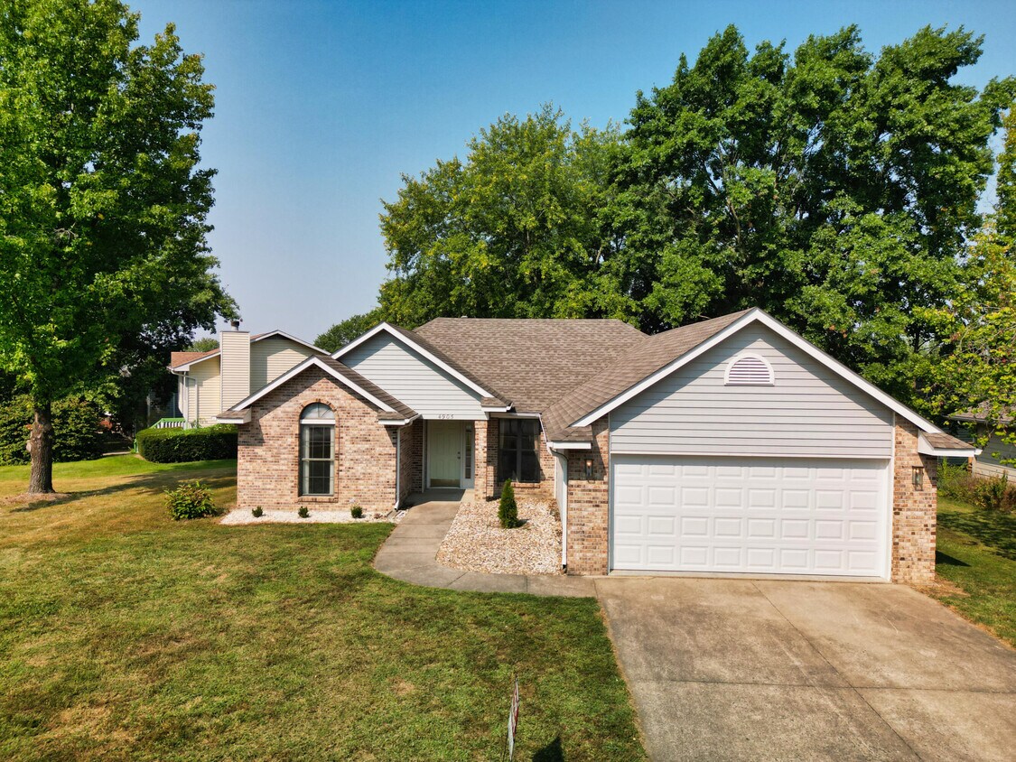 Primary Photo - 4905 Glencairn Dr