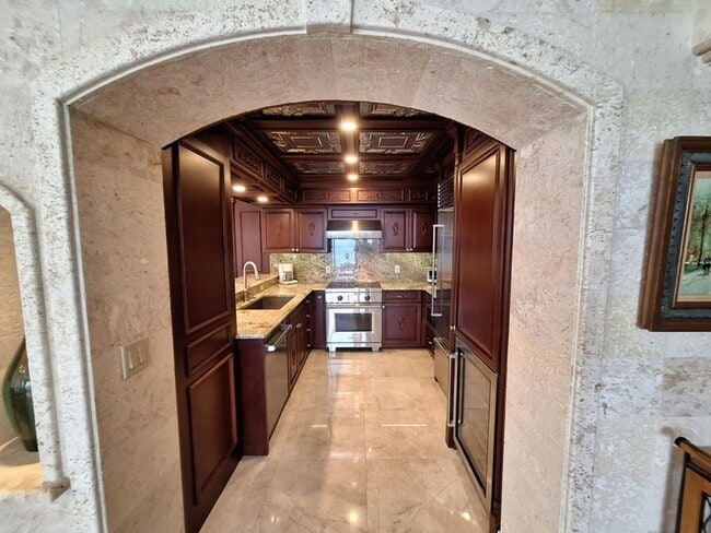 Foto del edificio - 3400 N Ocean Dr