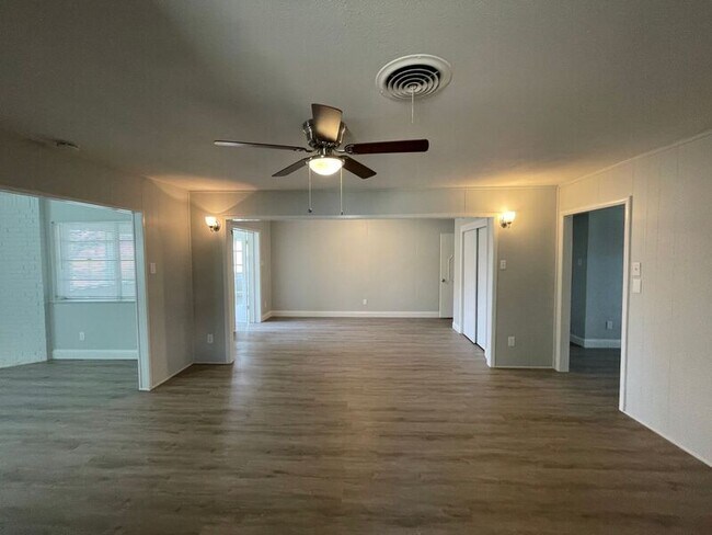 Foto del edificio - 4009 Westerly Rd