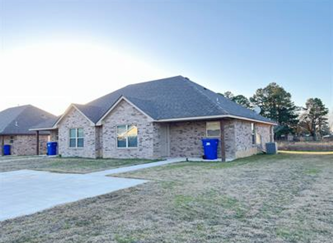 Foto del edificio - Granite countetop/Mins to Hwy 70/Paved Road