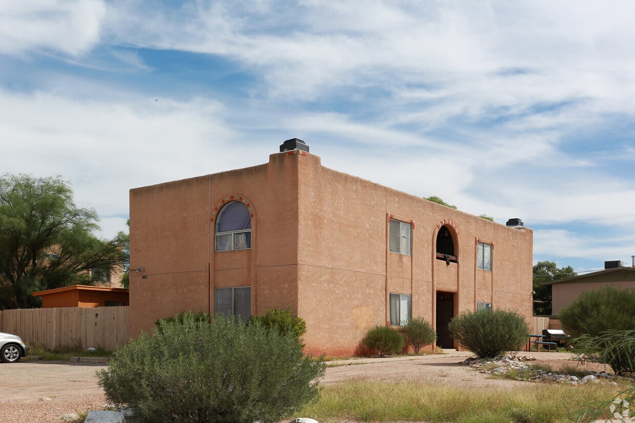 Foto del edificio - 902 N Belvedere Ave